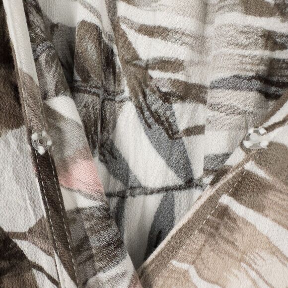 Old Navy Waist Defined Cross Front Crepe Dress Size XL White Palm Print Tropical - Picture 8 of 15